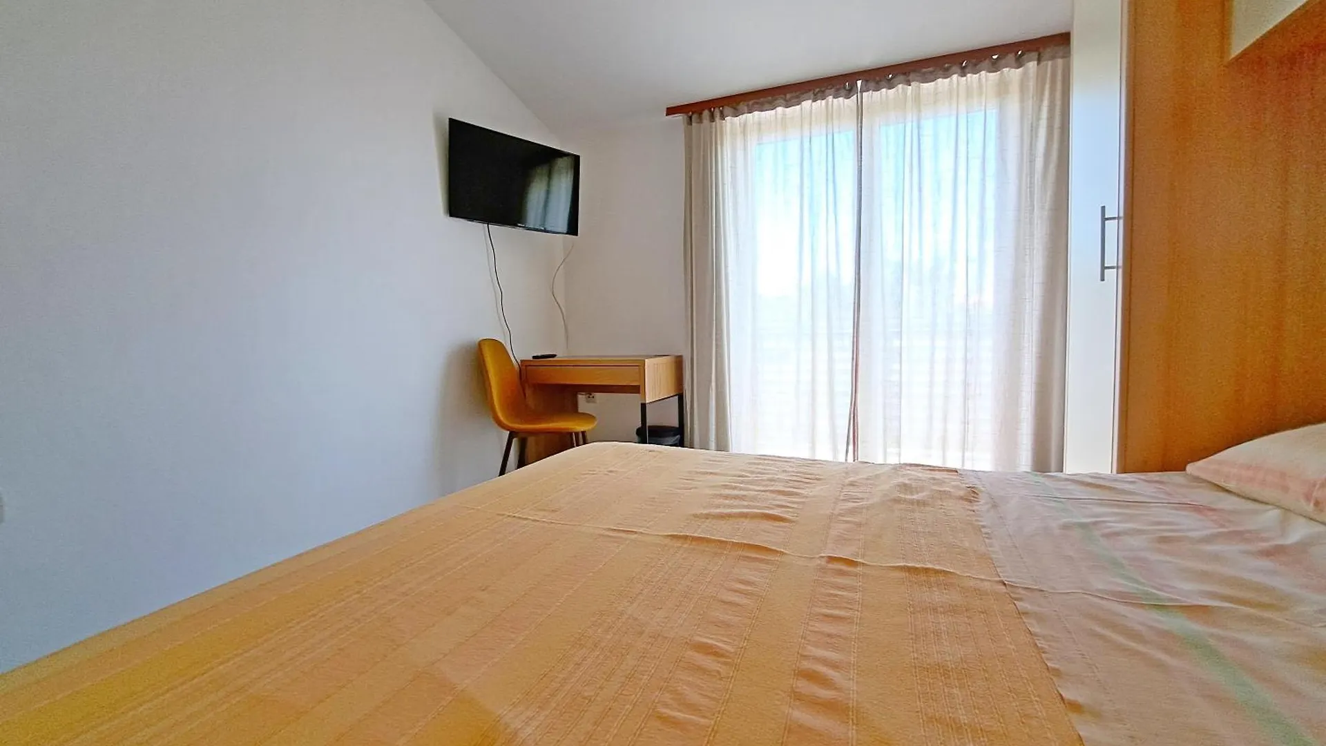 Appartamento Aparments Orange & Blue Fažana Croazia